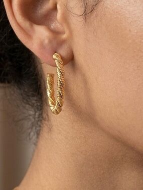 14K Gold Plated Twisted Gold Hoops Quiet Luxury Style Earrings Tarnish Free 29mm